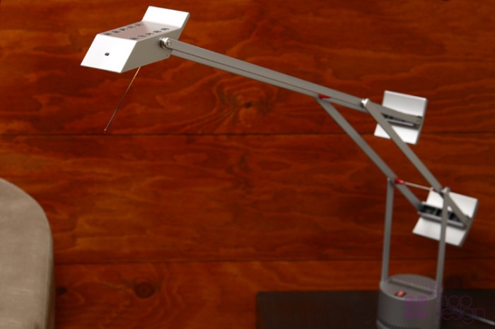 Настольная лампа ARTEMIDE Tizio A009070